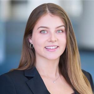 Natalie Field Headshot
